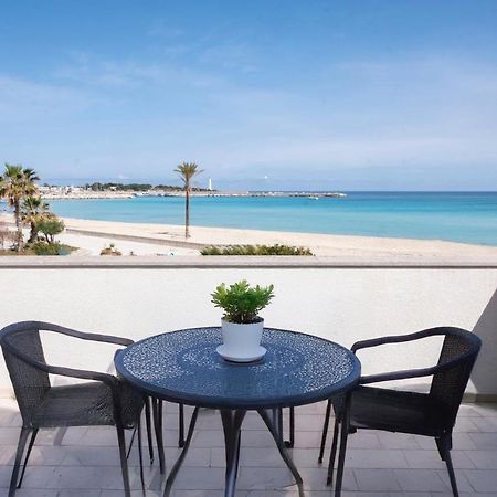 Casa Azzurra Sul Mare E Centralissima San Vito Lo Capo Dış mekan fotoğraf